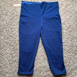 Nike Dri Fit Capri